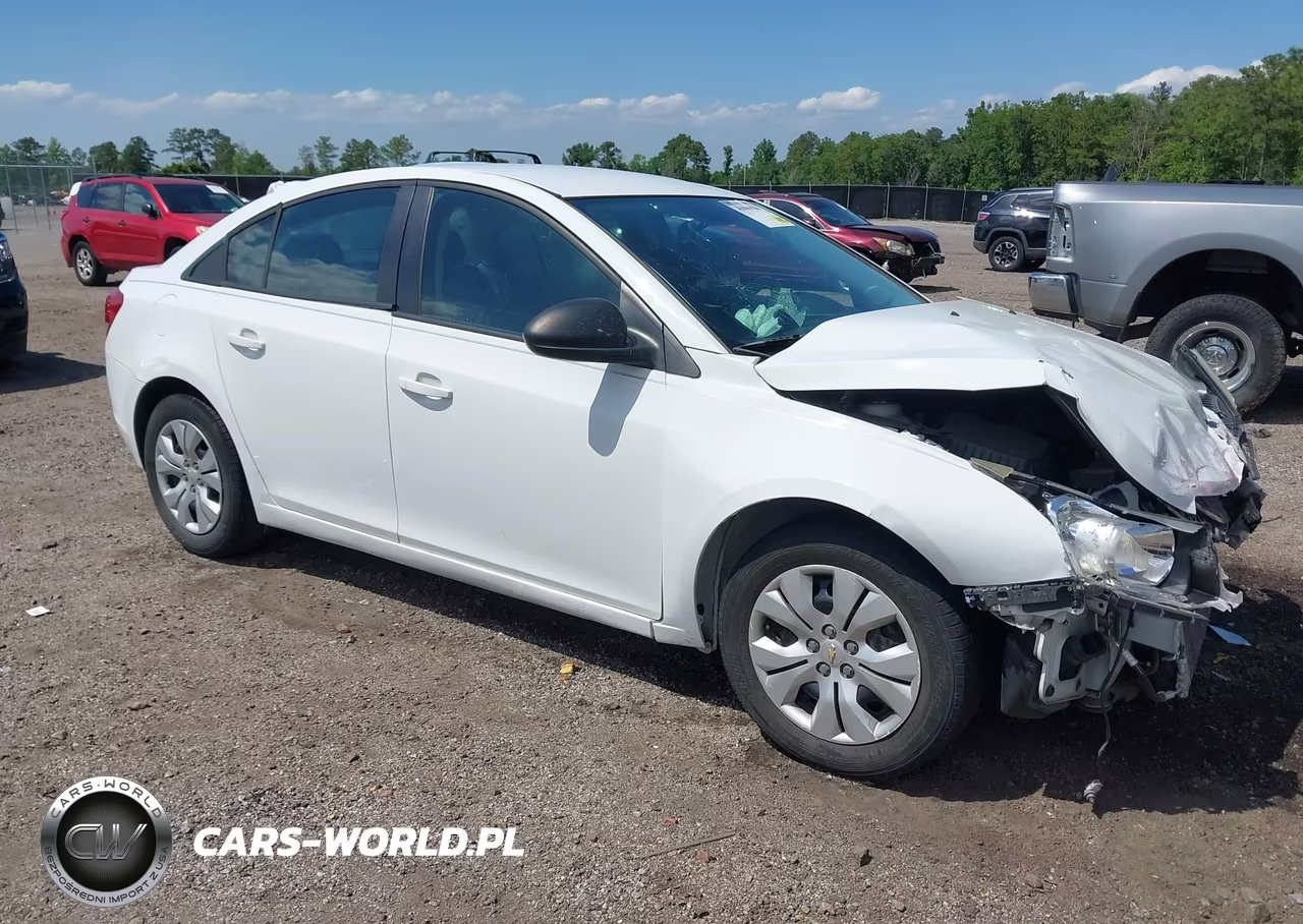 2014 Chevrolet Cruze Ls Auto – zdjęcie 1 z 17