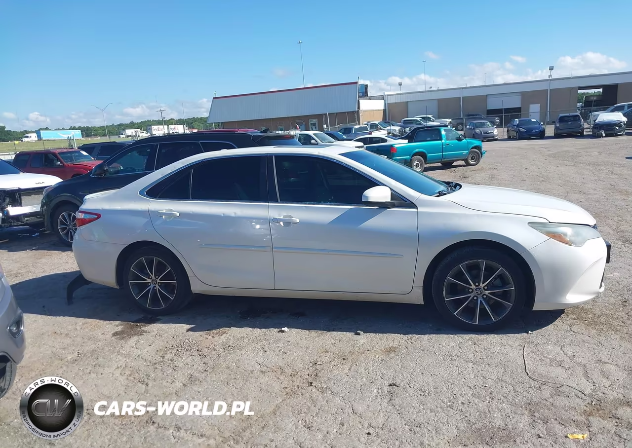 2015 Toyota Camry Xse VIN:4T1BF1FK3FU874586 - 14
