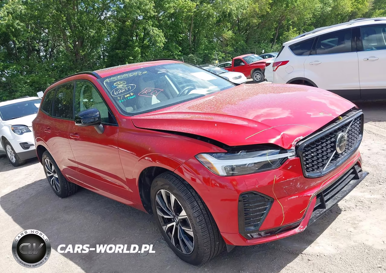 2025 Volvo Xc60 B5 Core – zdjęcie 1 z 16