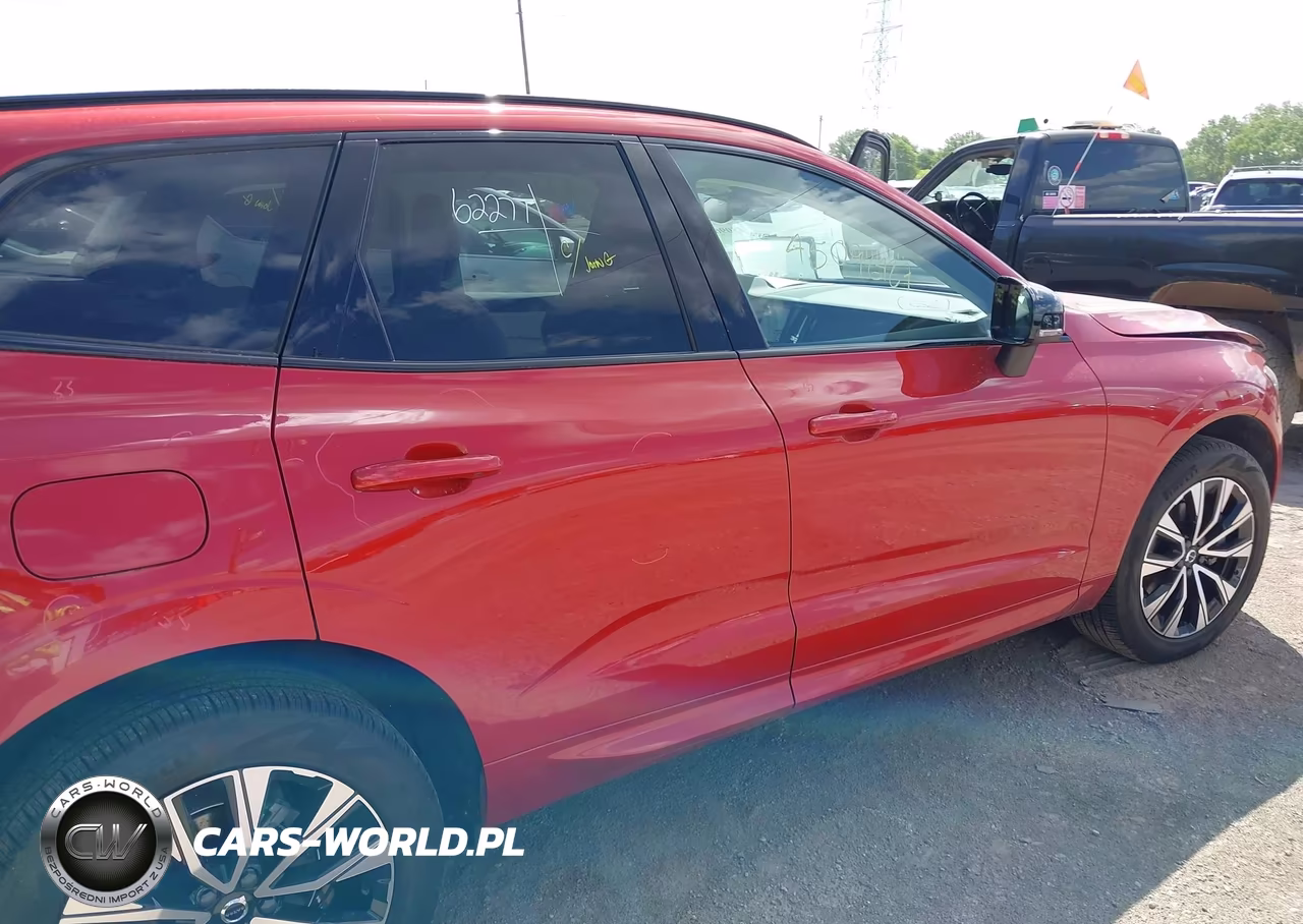 2025 Volvo Xc60 B5 Core VIN:YV4M12RJXS1067723 - 13