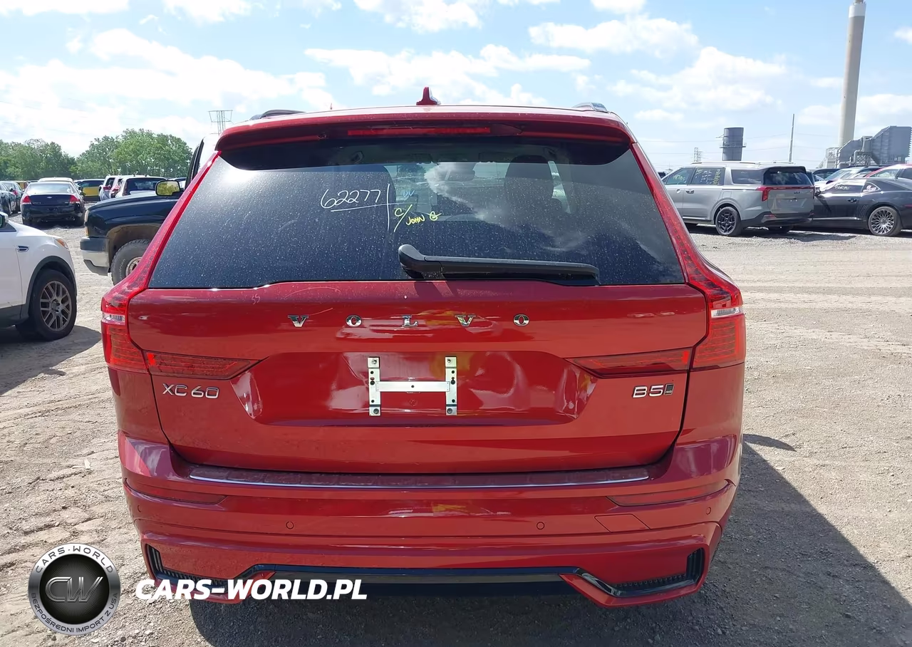 2025 Volvo Xc60 B5 Core VIN:YV4M12RJXS1067723 - 16