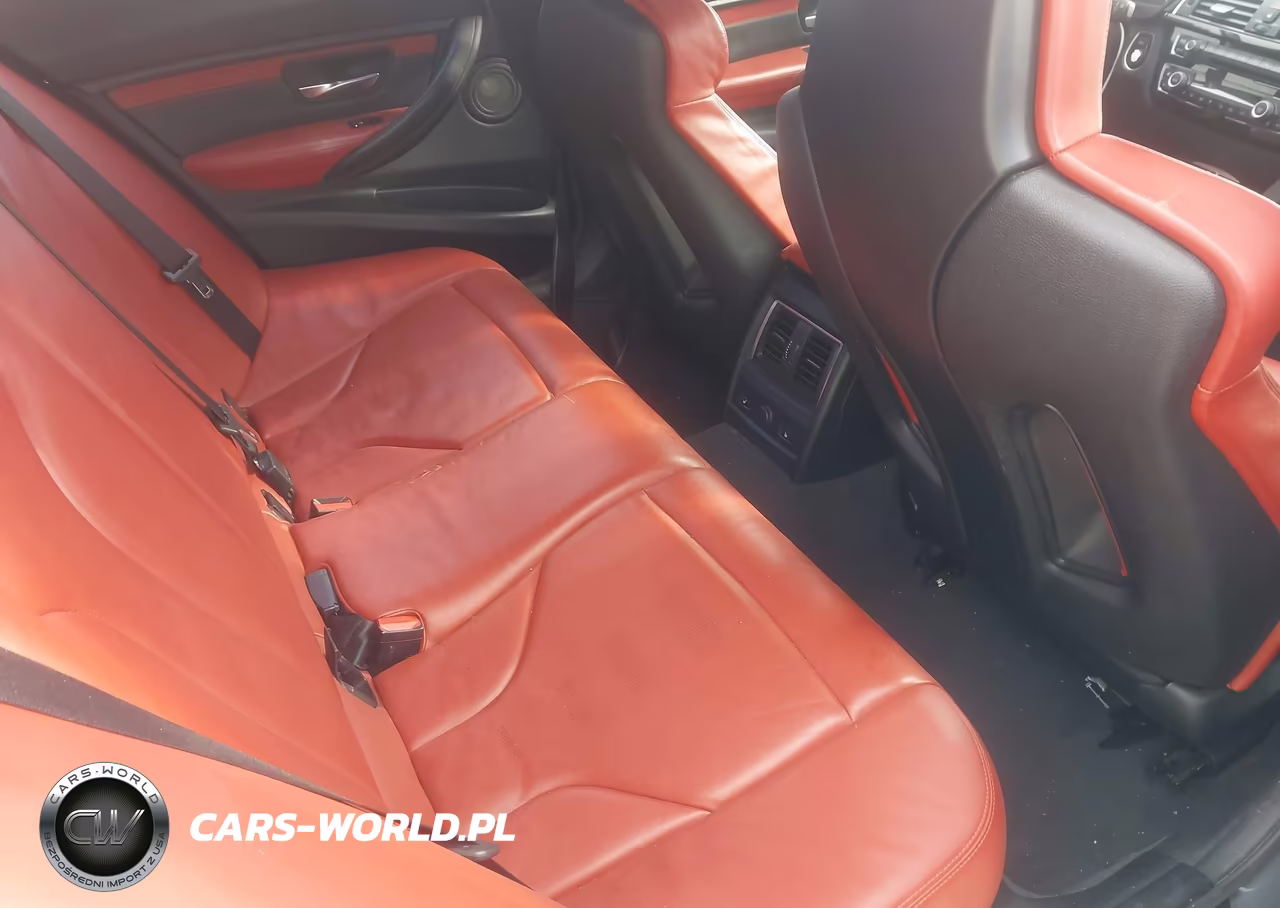 2016 BMW M3 VIN:WBS8M9C58G5E68473 - 8