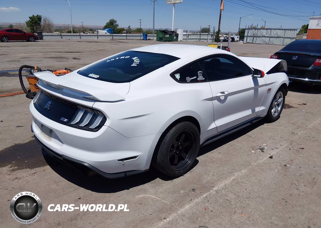 2019 Ford Mustang Ecoboost VIN:1FA6P8TH5K5143494 - 4