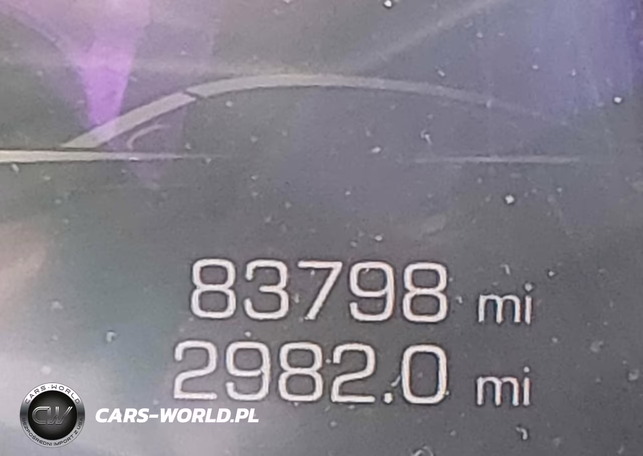 2018 Porsche Panamera 4 VIN:WP0AA2A76JL119647 - 15