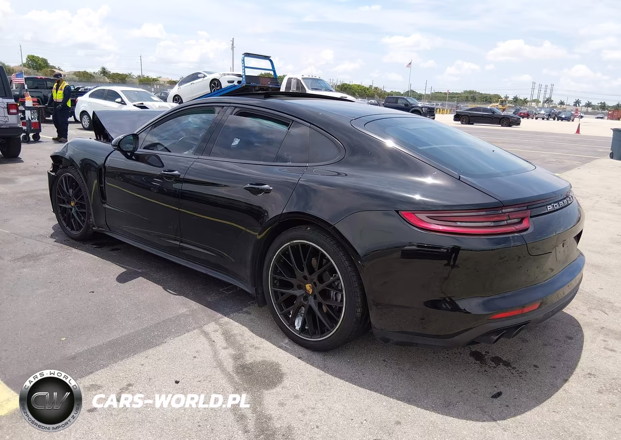 2018 Porsche Panamera 4 VIN:WP0AA2A76JL119647 - 3