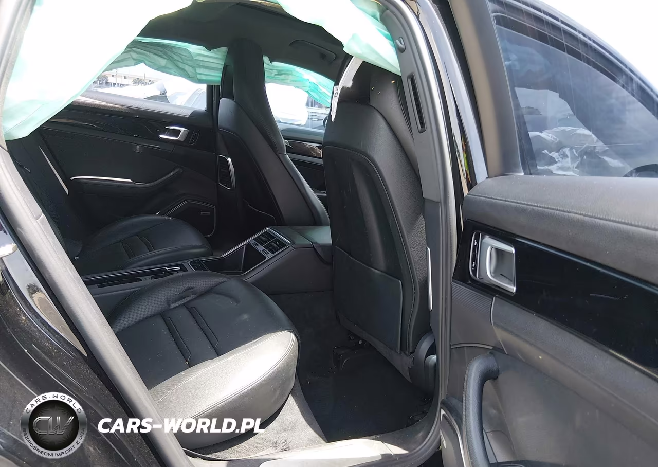 2018 Porsche Panamera 4 VIN:WP0AA2A76JL119647 - 8