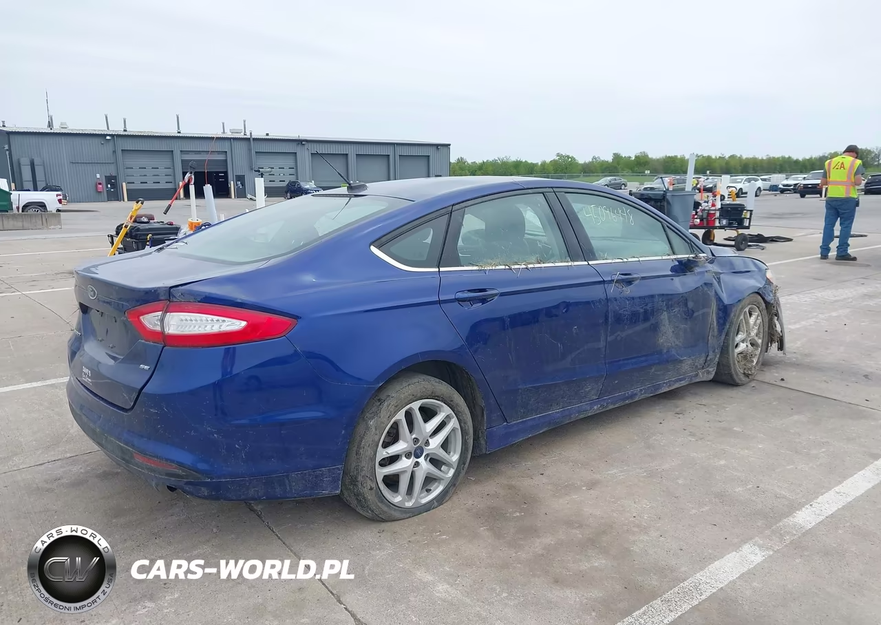 2015 Ford Fusion Se VIN:3FA6P0H78FR243769 - 4