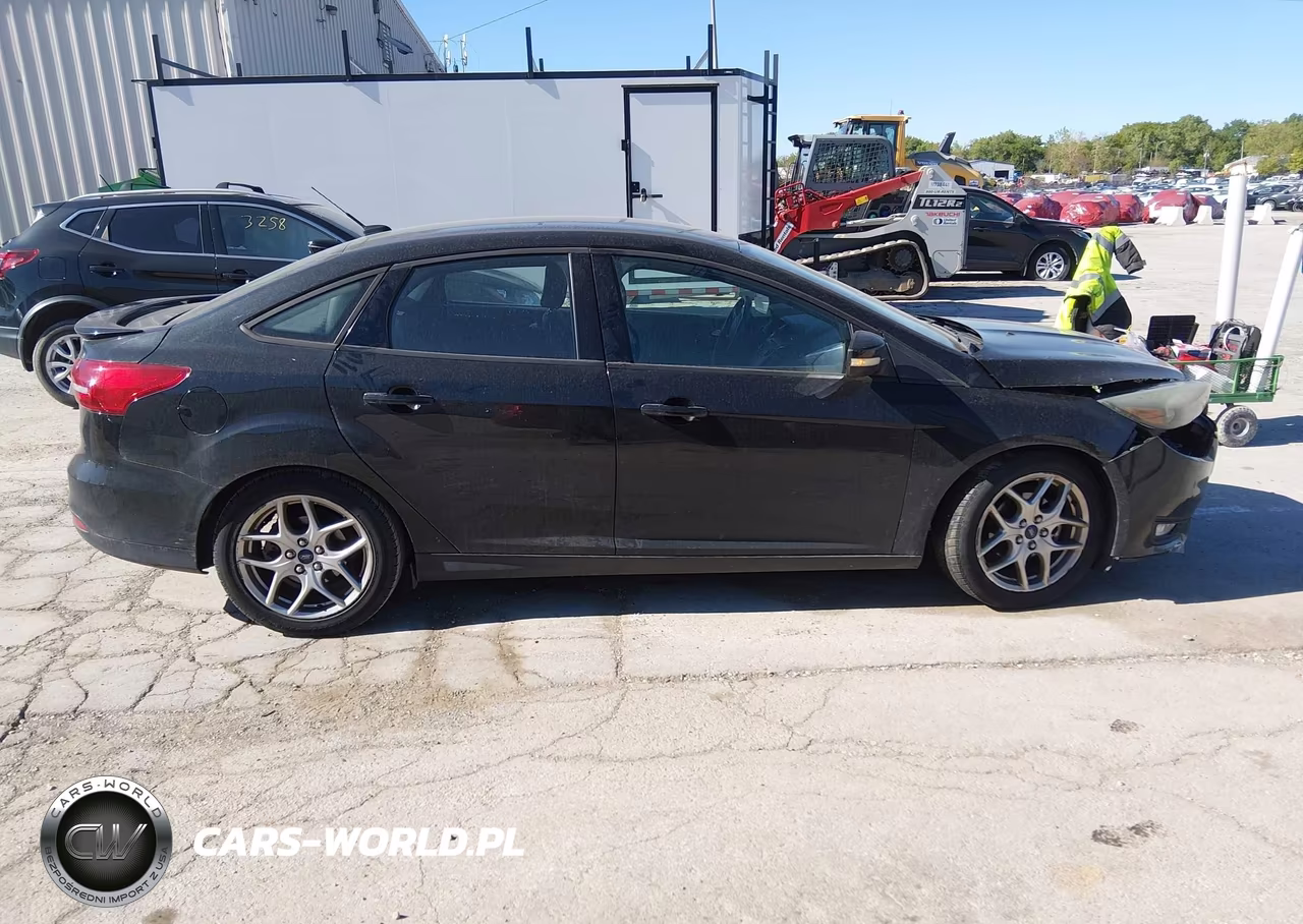 2015 Ford Focus Se VIN:1FADP3F22FL200804 - 13