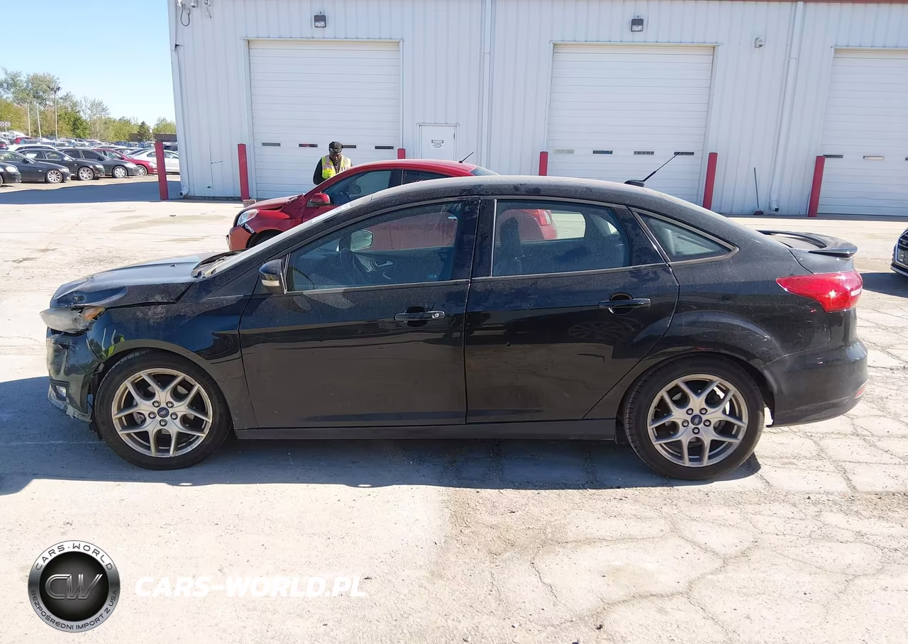 2015 Ford Focus Se VIN:1FADP3F22FL200804 - 14