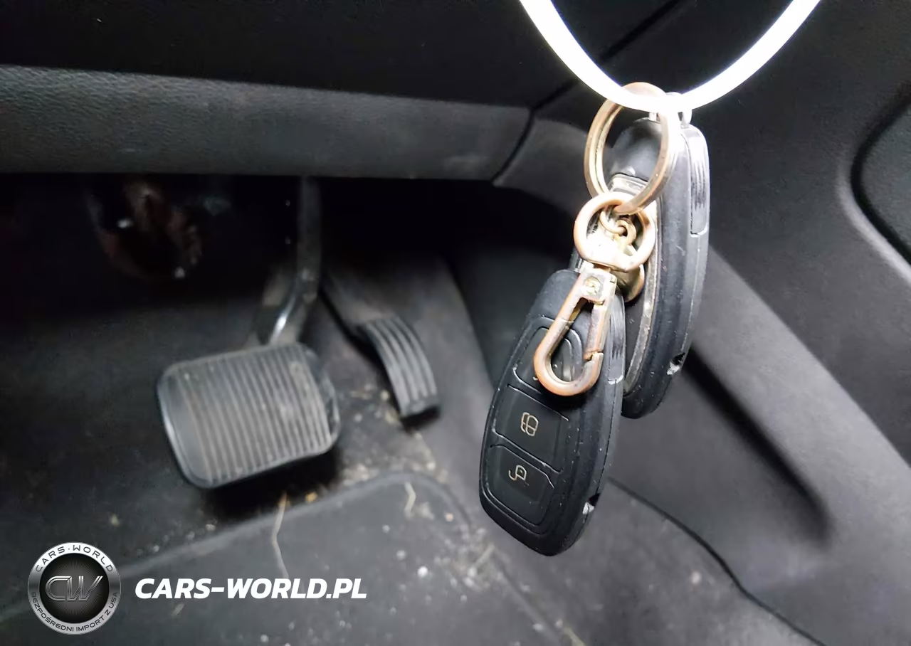2013 Ford C-Max Hybrid Sel VIN:1FADP5BU3DL546330 - 11