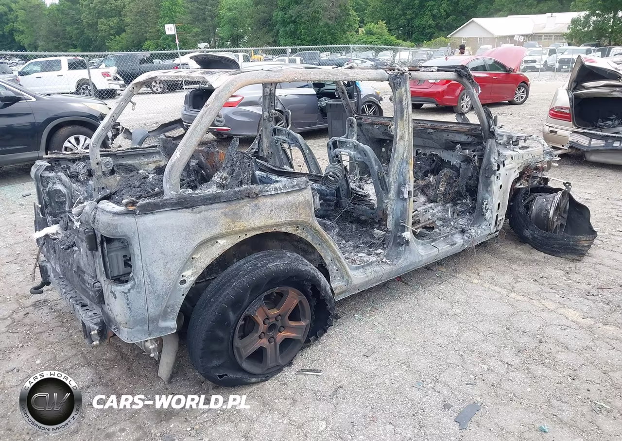 2019 Jeep Wrangler Unlimited Sport S 4X4 VIN:1C4HJXDN9KW595400 - 4