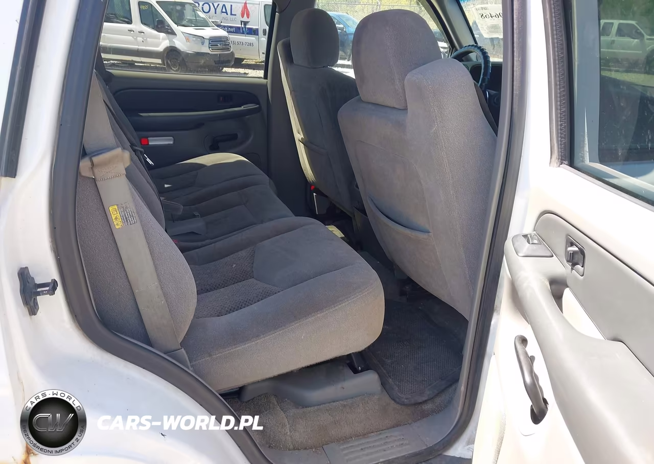 2003 Chevrolet Tahoe Ls VIN:1GNEK13Z83J185615 - 8