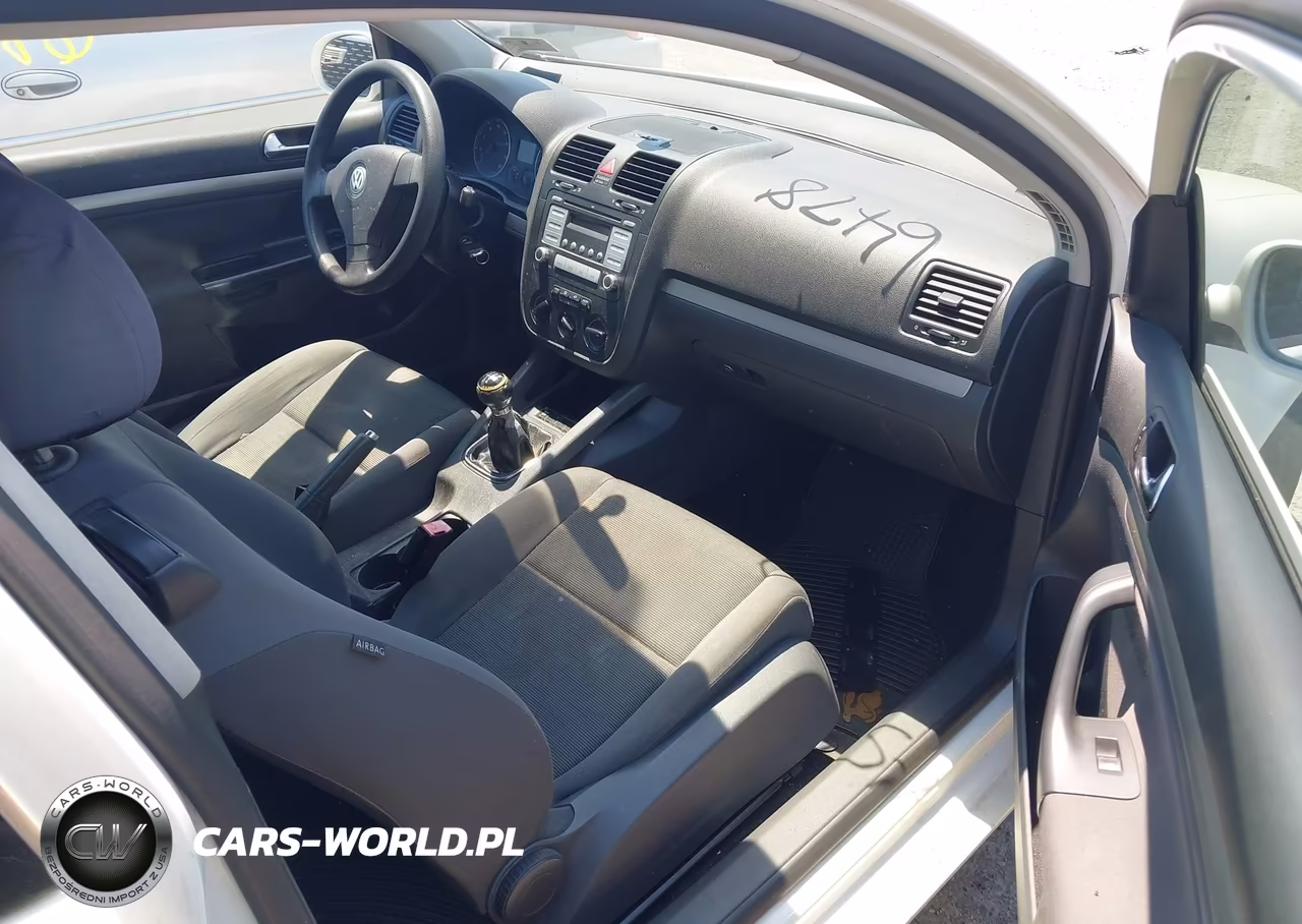 2009 Volkswagen Rabbit S VIN:WVWAB71K19W125252 - 5