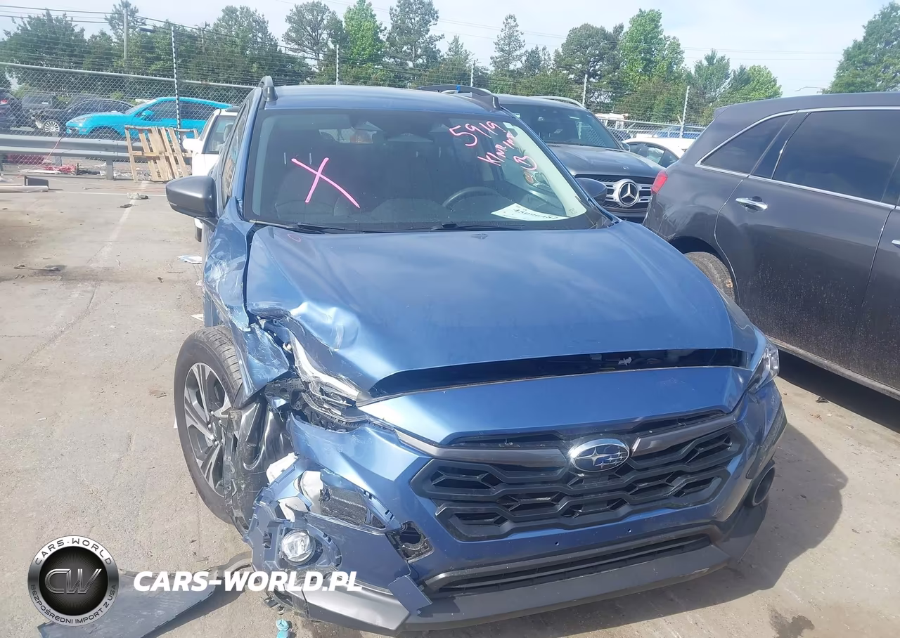2024 Subaru Crosstrek Premium VIN:JF2GUADC7RH325919 - 12