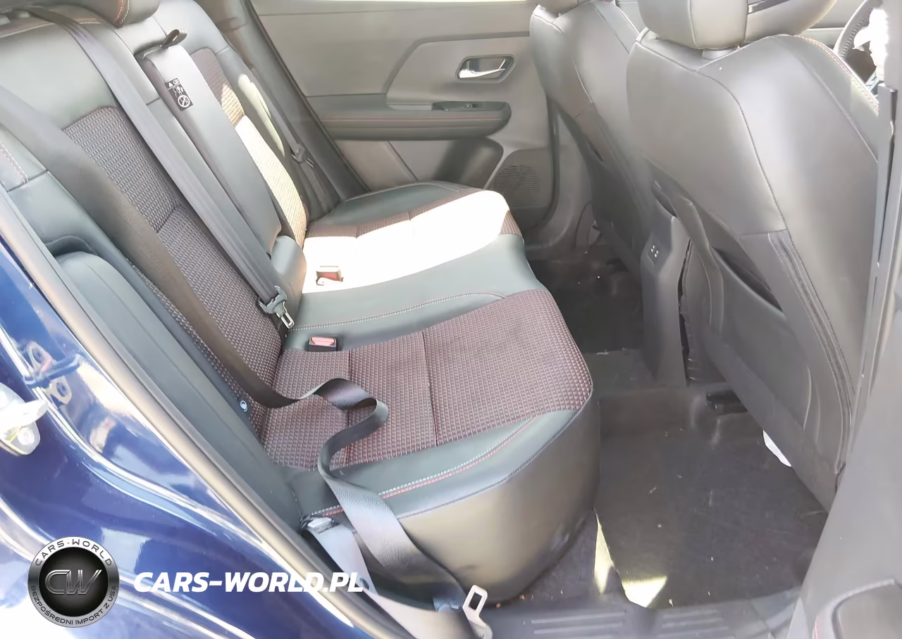 2025 Nissan Kicks Sr Fwd VIN:3N8AP6DC4SL369560 - 8