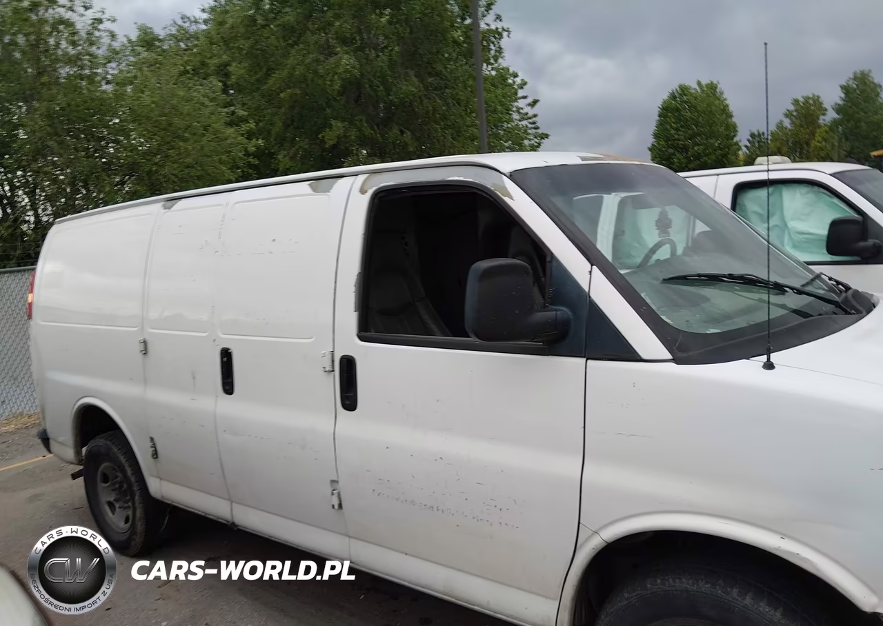 2008 Chevrolet Express Work Van VIN:1GCGG25C681212500 - 6