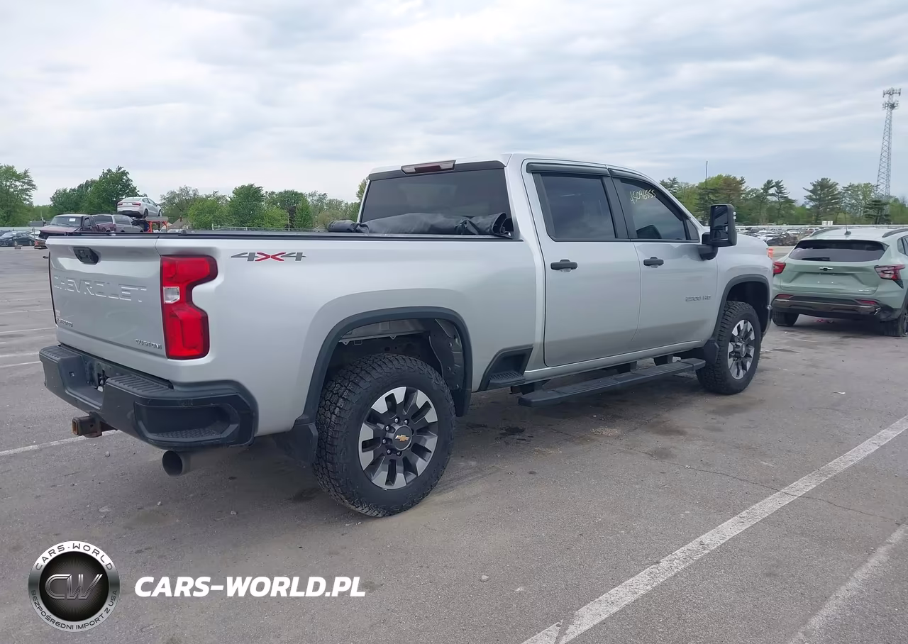 2021 Chevrolet Silverado 2500Hd VIN:1GC4YMEY3MF216945 - 4