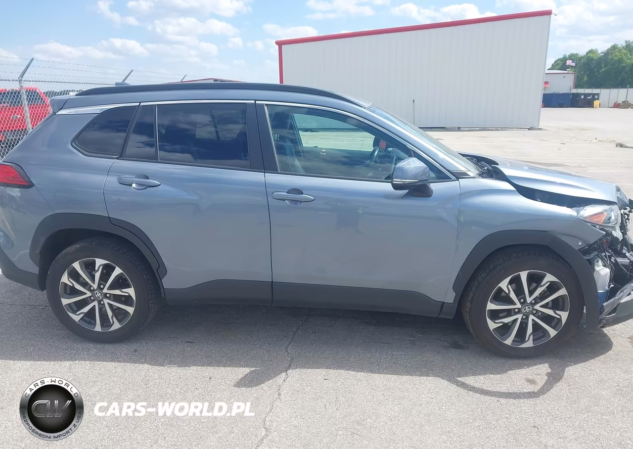 2023 Toyota Corolla Cross Xle VIN:7MUEAAAG8PV050842 - 13