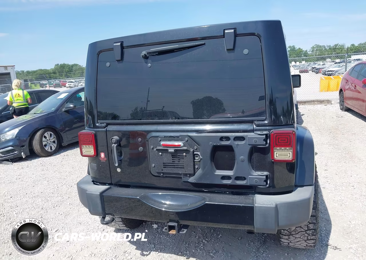 2016 Jeep Wrangler Unlimited Sahara VIN:1C4BJWEG0GL204160 - 16