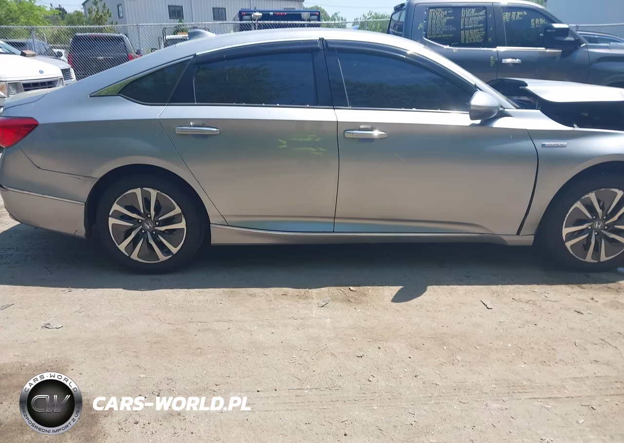 2020 Honda Accord Hybrid Touring VIN:1HGCV3F95LA007922 - 12