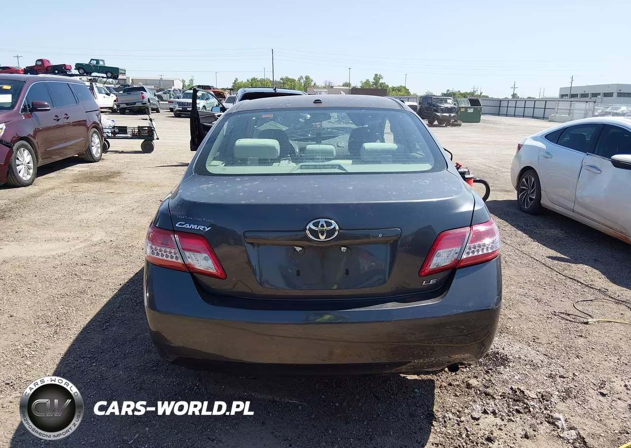 2011 Toyota Camry Le VIN:4T1BF3EK4BU711257 - 16