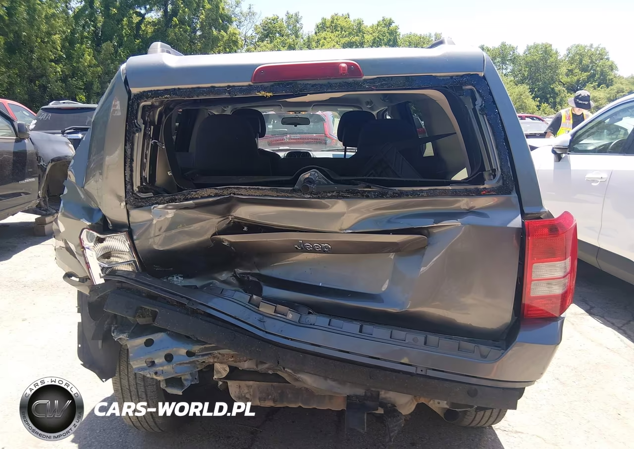 2012 Jeep Patriot Sport VIN:1C4NJPBA0CD689018 - 17