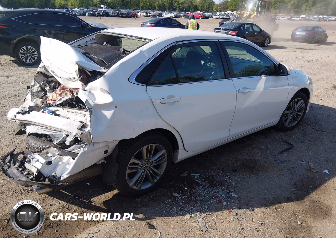 2017 Toyota Camry Se VIN:4T1BF1FK7HU783145 - 4