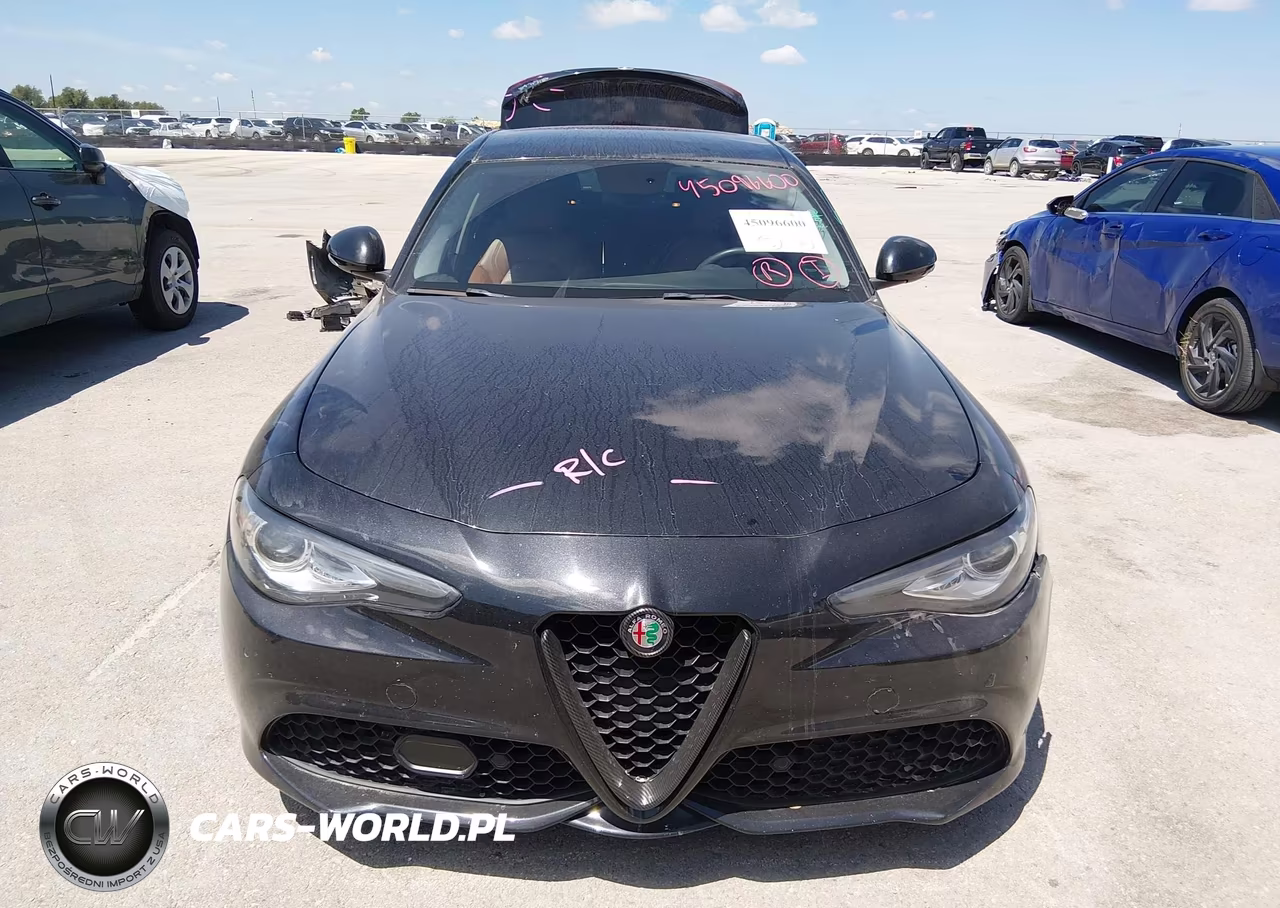2017 Alfa Romeo Giulia Ti Rwd VIN:ZARFAECN4H7534140 - 13