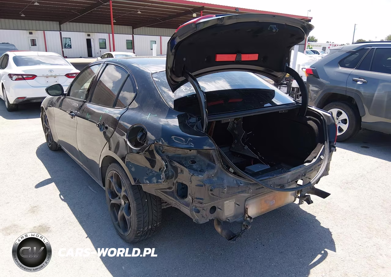 2017 Alfa Romeo Giulia Ti Rwd VIN:ZARFAECN4H7534140 - 3