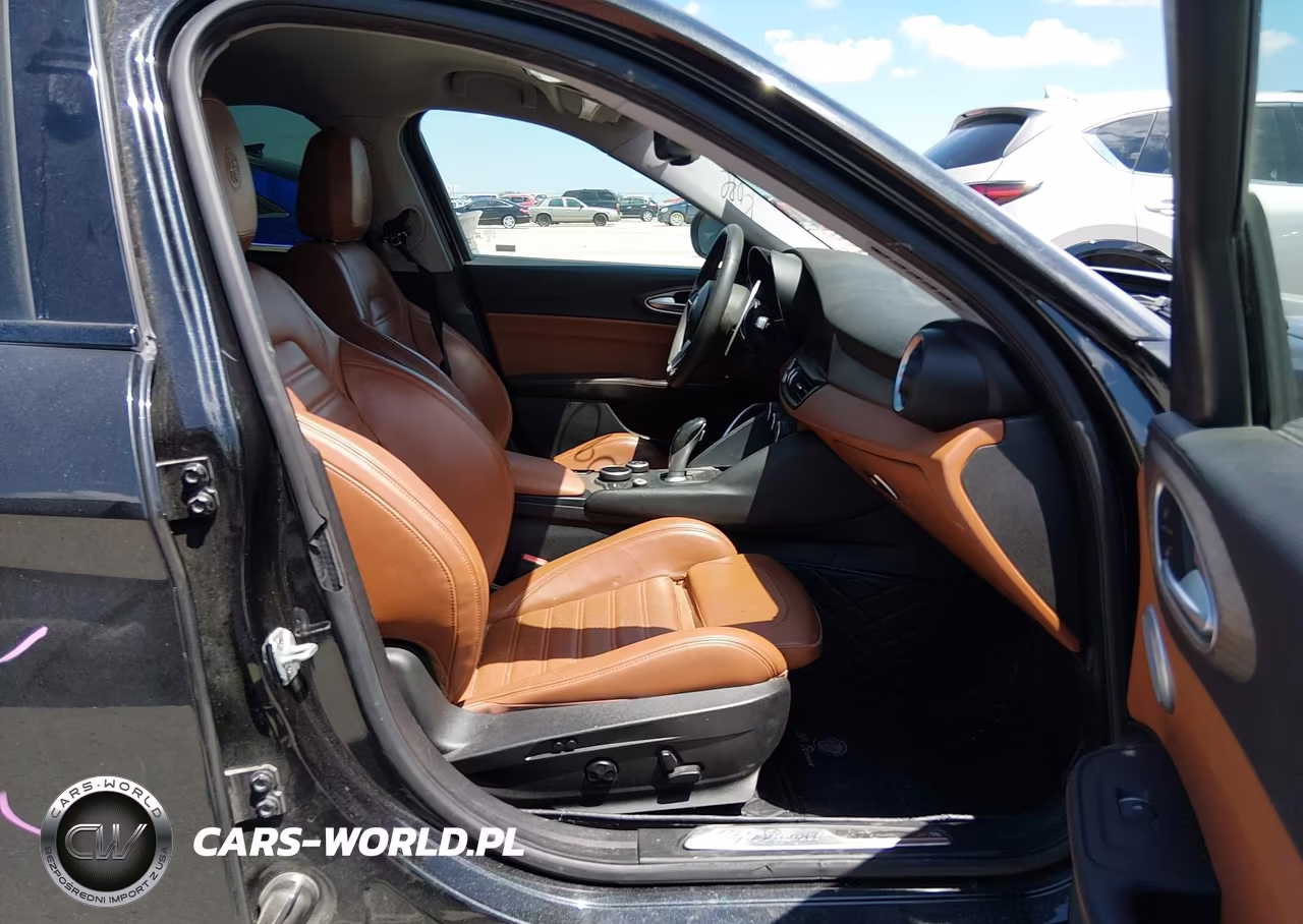 2017 Alfa Romeo Giulia Ti Rwd VIN:ZARFAECN4H7534140 - 5