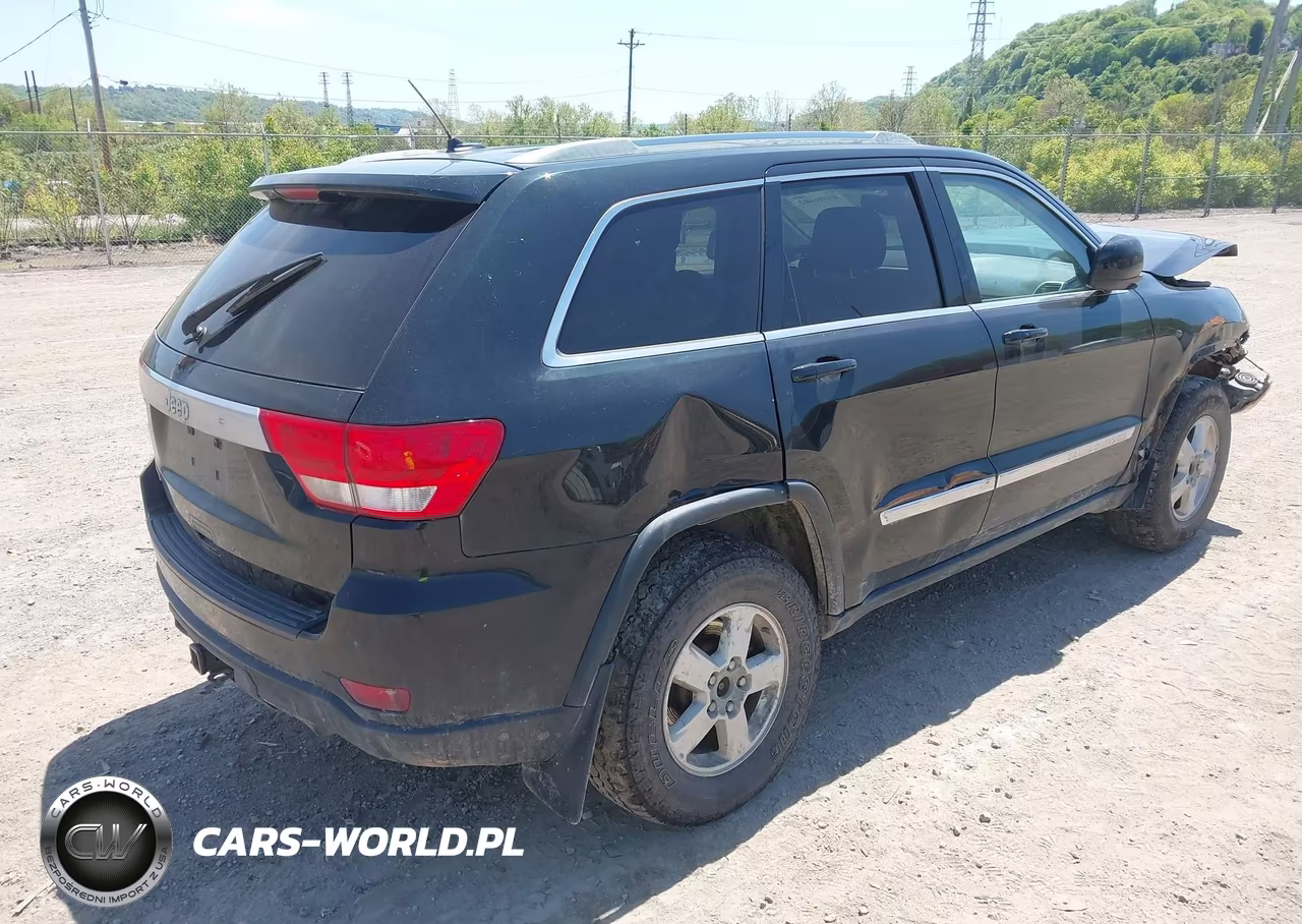 2012 Jeep Grand Cherokee Laredo VIN:1C4RJFAG8CC232934 - 4