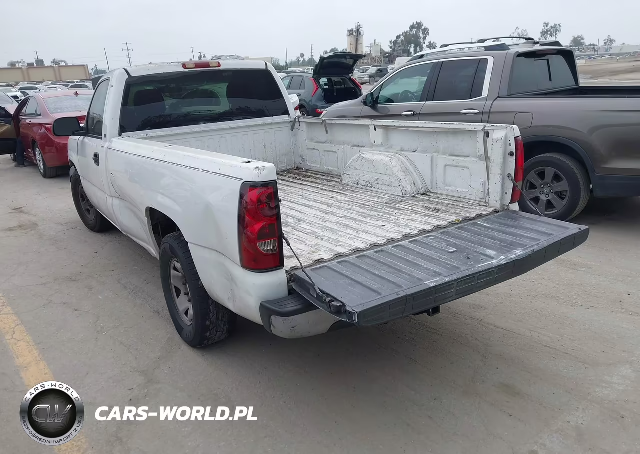 2003 Chevrolet Silverado 1500 Work Truck VIN:1GCEC14V83Z176528 - 3