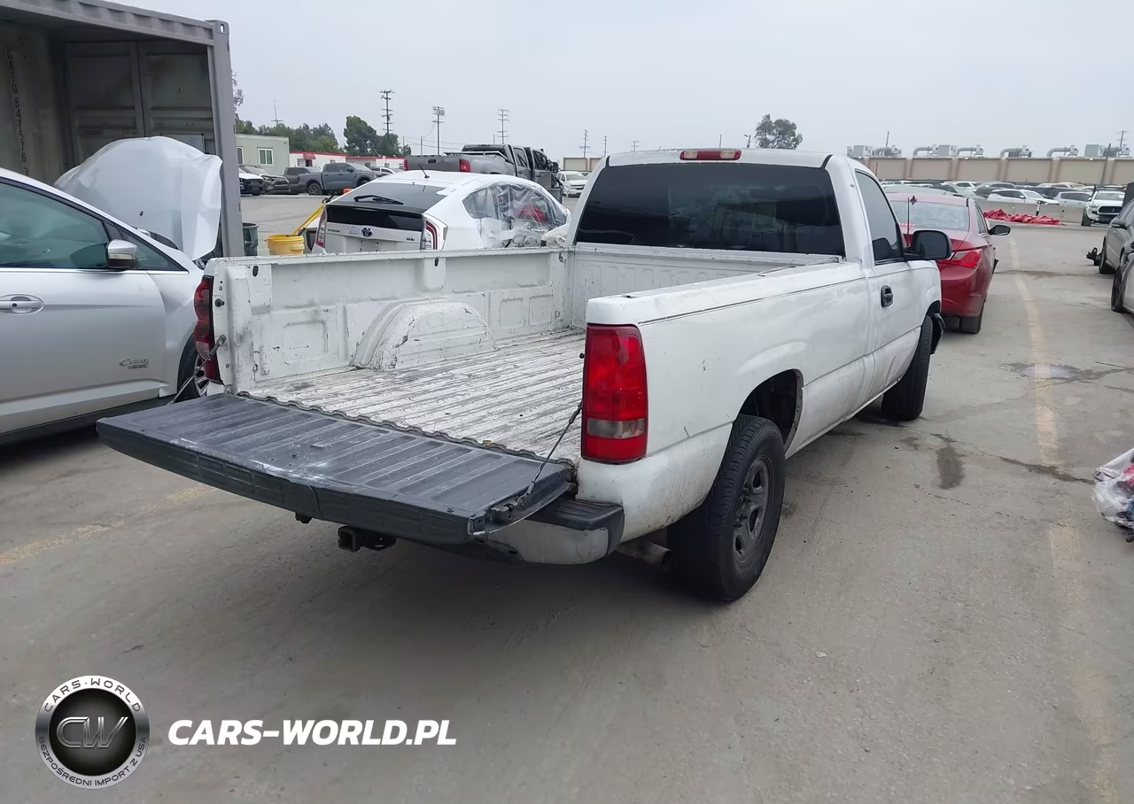 2003 Chevrolet Silverado 1500 Work Truck VIN:1GCEC14V83Z176528 - 4