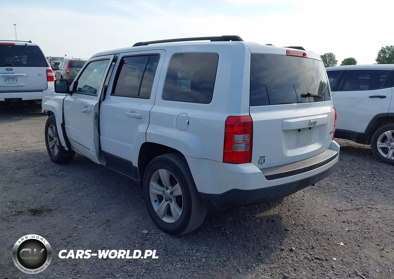 2017 Jeep Patriot Latitude Fwd VIN:1C4NJPFA2HD161157 - 3