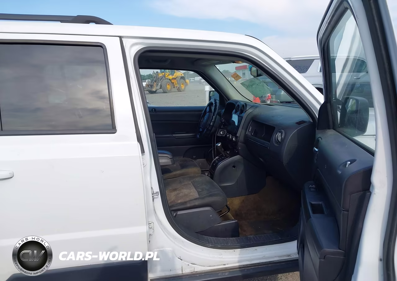 2017 Jeep Patriot Latitude Fwd VIN:1C4NJPFA2HD161157 - 5