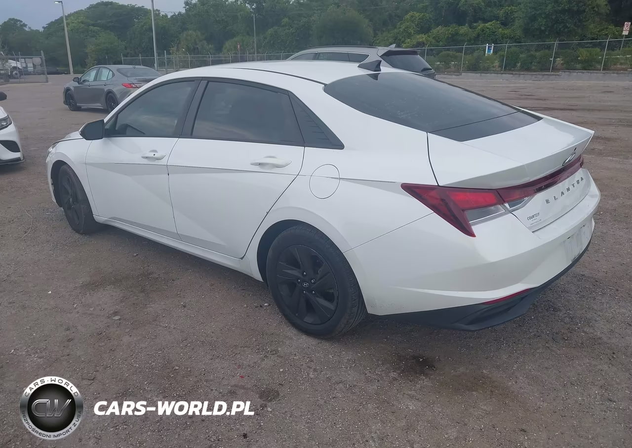 2021 Hyundai Elantra Sel VIN:5NPLM4AG7MH021960 - 3