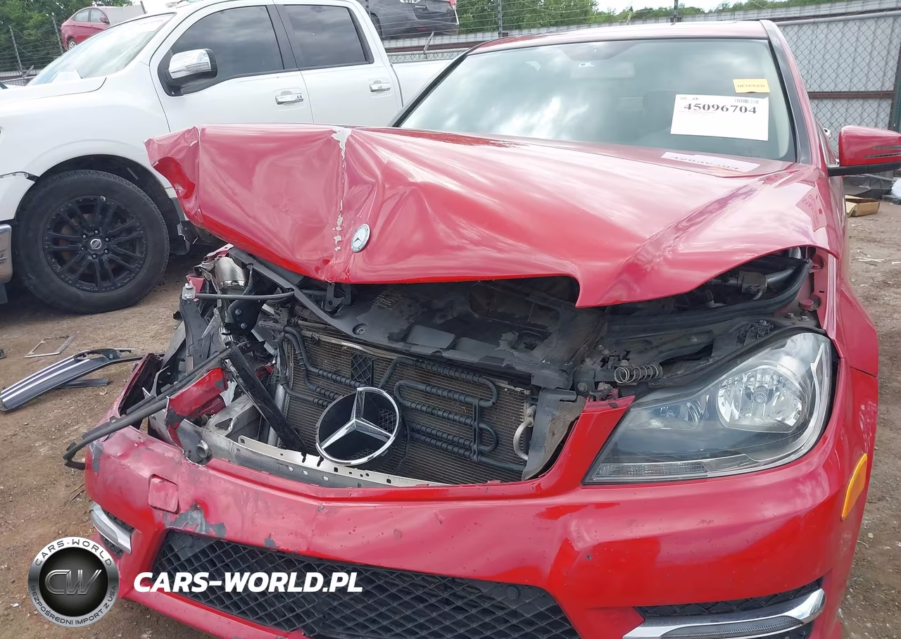 2014 Mercedes-Benz C 250 Sport VIN:WDDGF4HB5ER308462 - 12