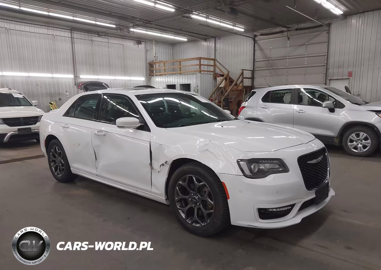 2018 Chrysler 300 300S Awd – zdjęcie 1 z 17
