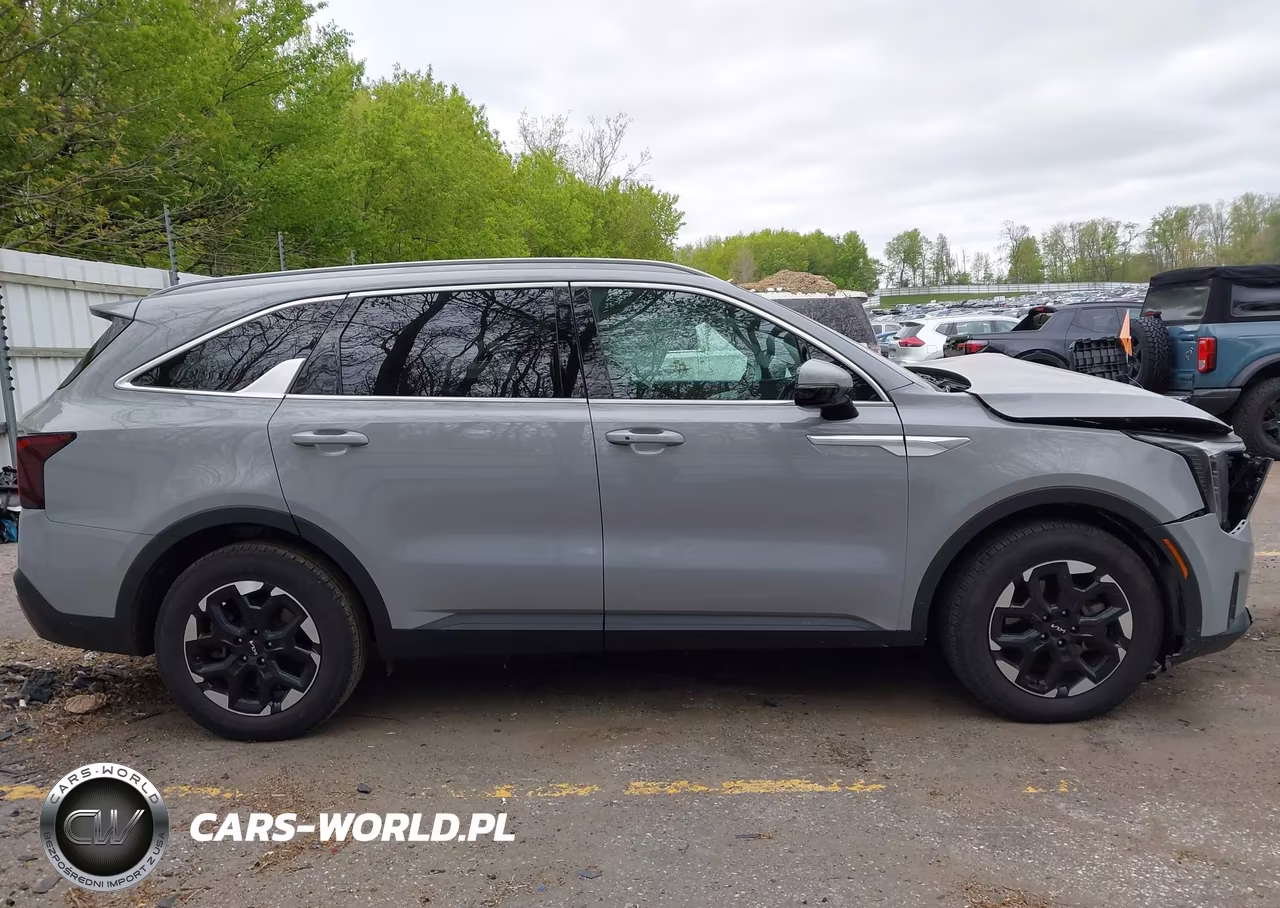 2025 Kia Sorento S VIN:5XYRL4JC8SG348172 - 13