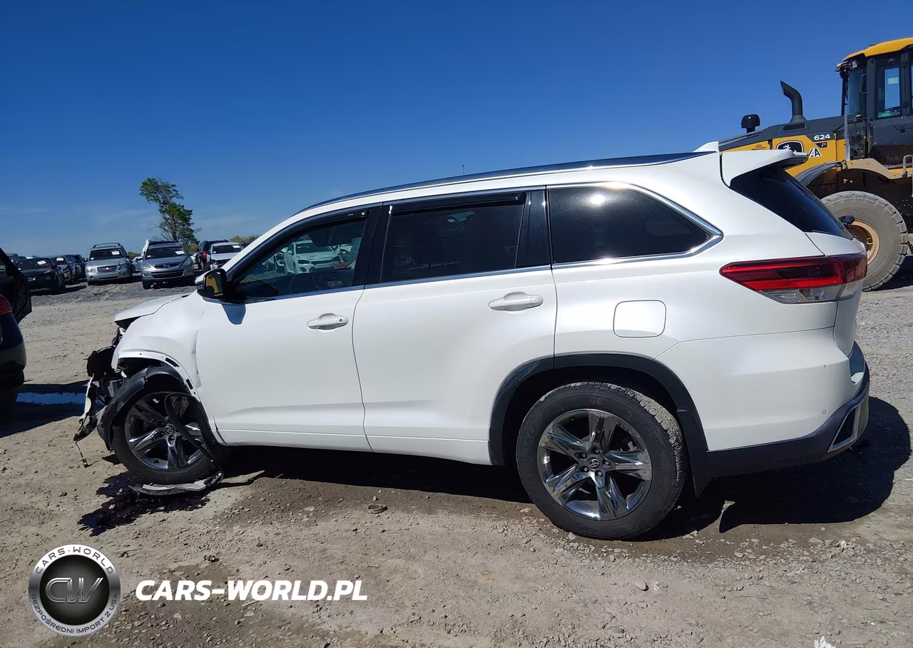 2018 Toyota Highlander Limited Platinum VIN:5TDDZRFH5JS861228 - 14