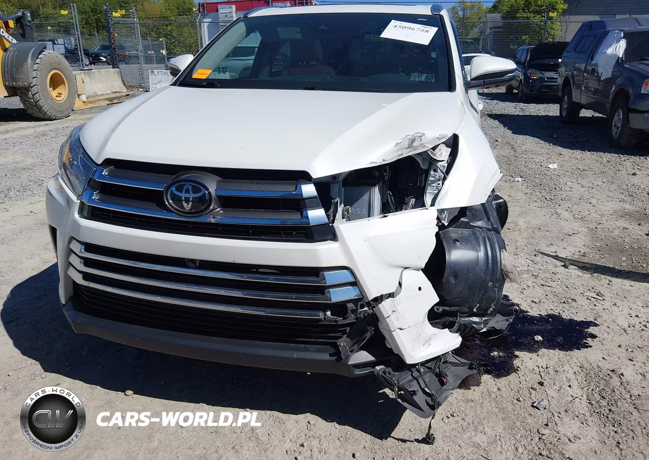 2018 Toyota Highlander Limited Platinum VIN:5TDDZRFH5JS861228 - 6