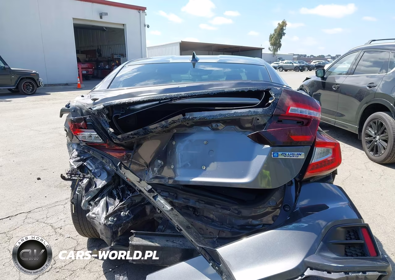 2018 Honda Clarity Plug-In Hybrid VIN:JHMZC5F14JC014476 - 17