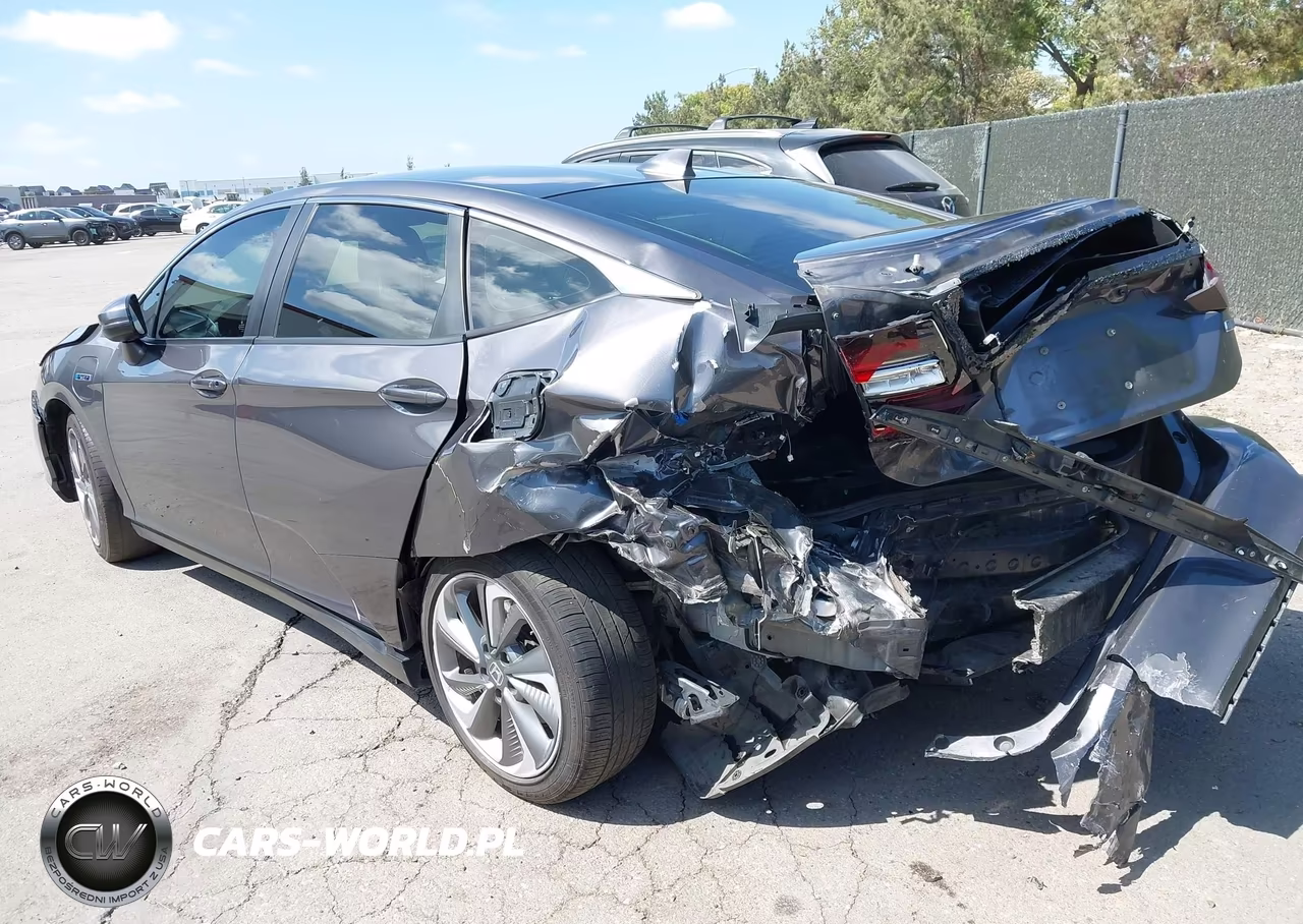 2018 Honda Clarity Plug-In Hybrid VIN:JHMZC5F14JC014476 - 3
