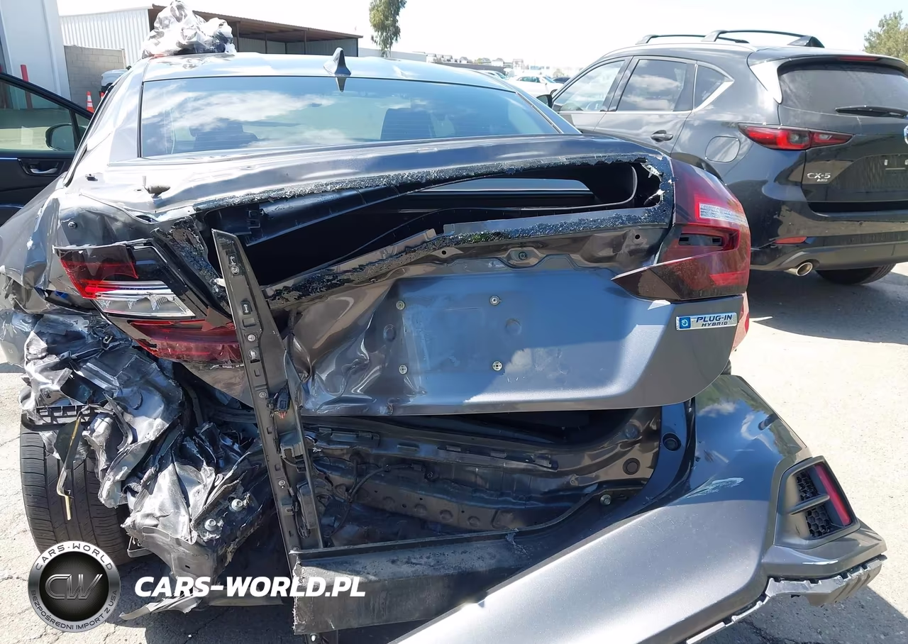 2018 Honda Clarity Plug-In Hybrid VIN:JHMZC5F14JC014476 - 6