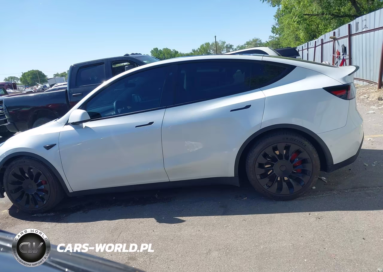 2020 Tesla Model Y Long Range Dual Motor All-Wheel Drive-Performance Dual Motor All-Wheel Drive VIN:5YJYGDEF3LF022194 - 13