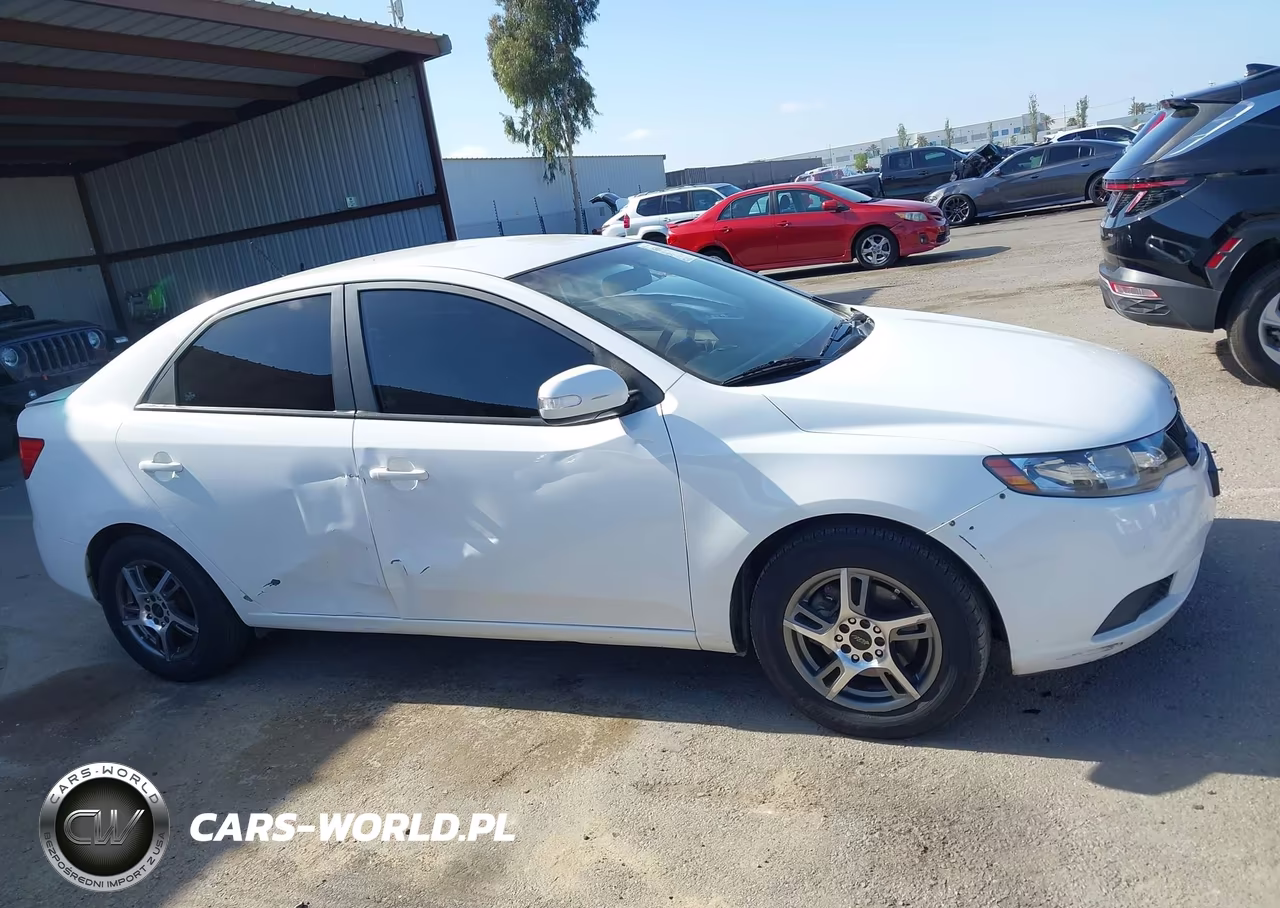 2010 Kia Forte Ex VIN:KNAFU4A29A5208174 - 13