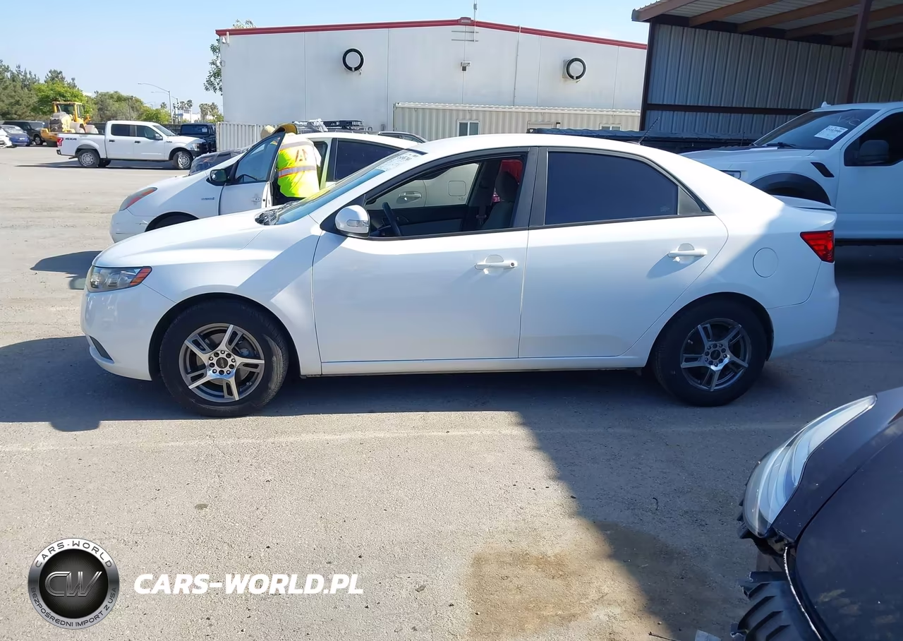 2010 Kia Forte Ex VIN:KNAFU4A29A5208174 - 14