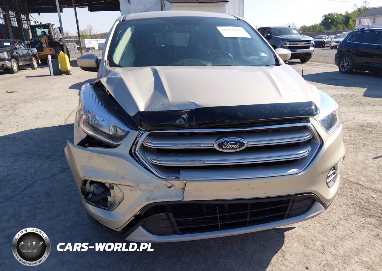2017 Ford Escape Se VIN:1FMCU9GD5HUC30745 - 6