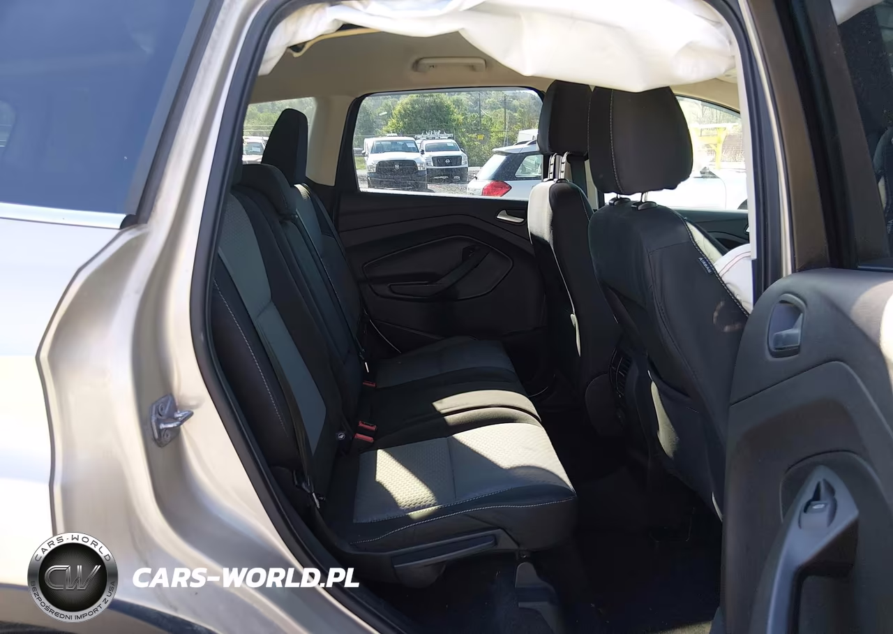 2017 Ford Escape Se VIN:1FMCU9GD5HUC30745 - 8
