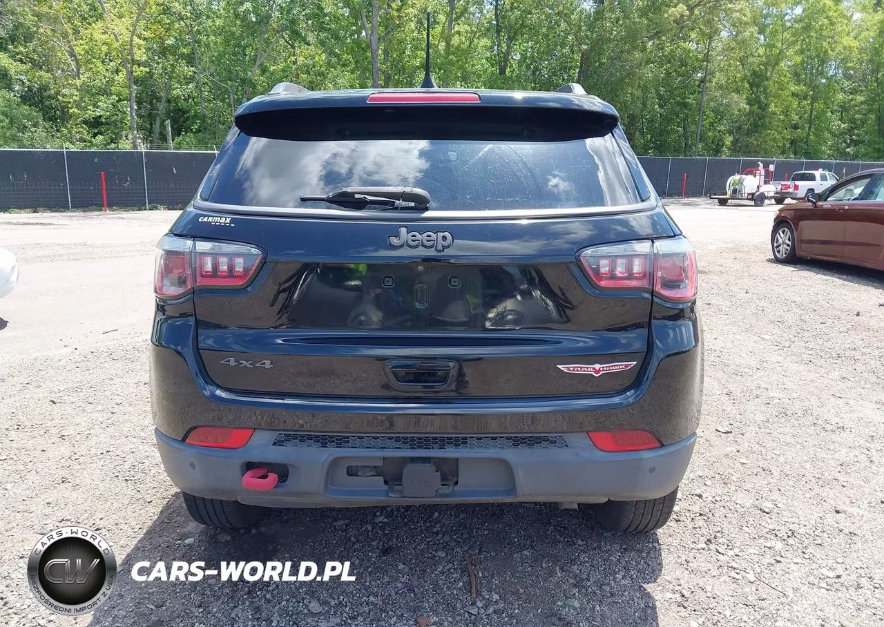 2018 Jeep Compass Trailhawk 4X4 VIN:3C4NJDDBXJT281766 - 16